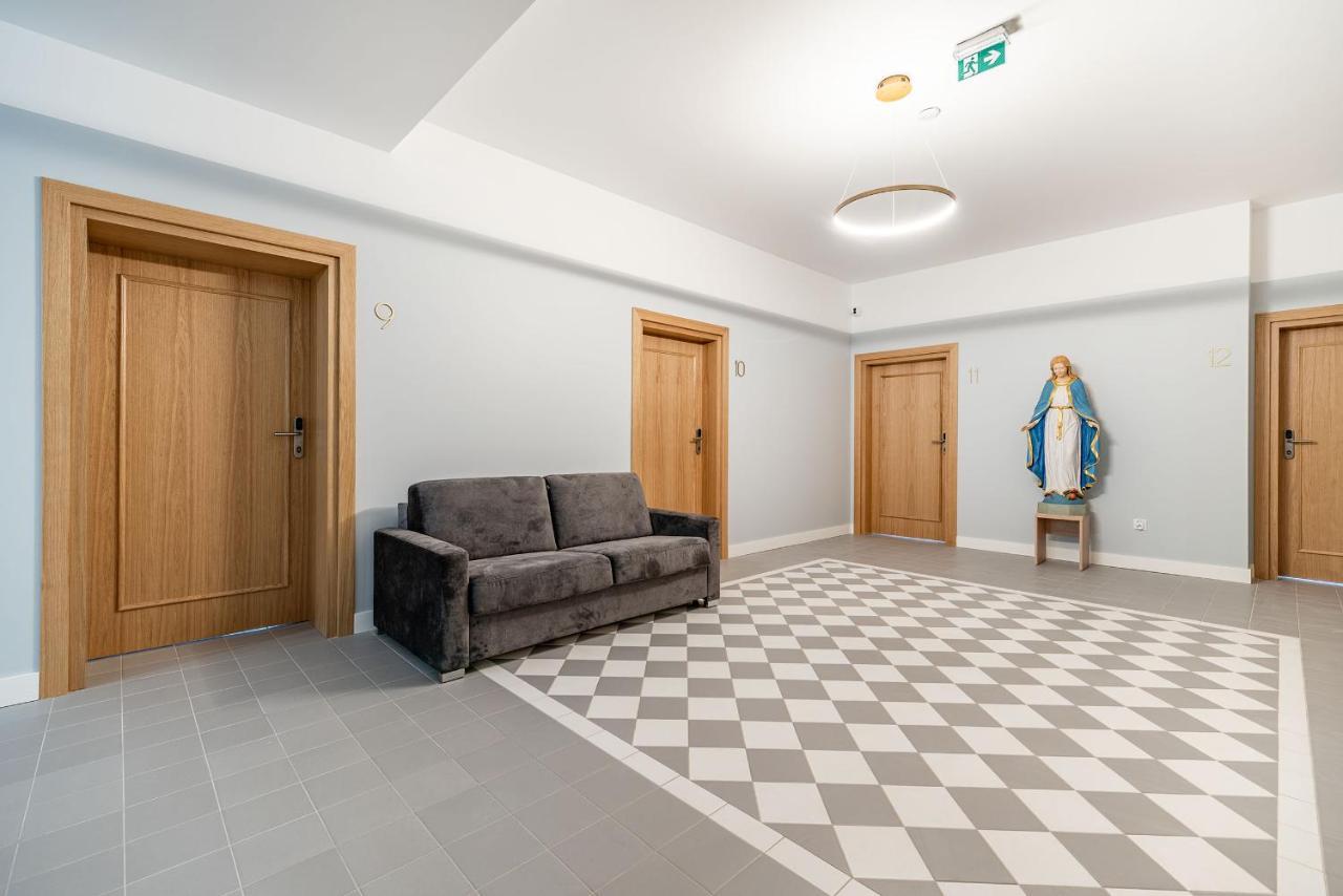 Domus Mariae Gietrzwald Hostel Buitenkant foto